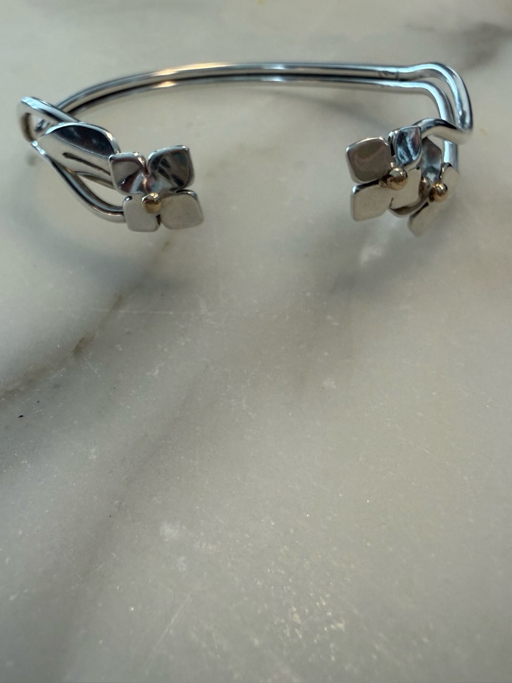 J. Palino Hydrangea sterling Silver and Gold bracelet Size M